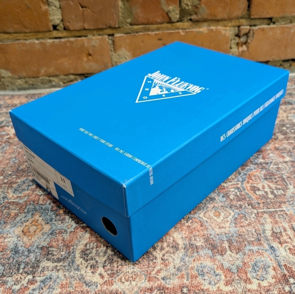 Auth! John Fluevog Shoe Box & Booklet
